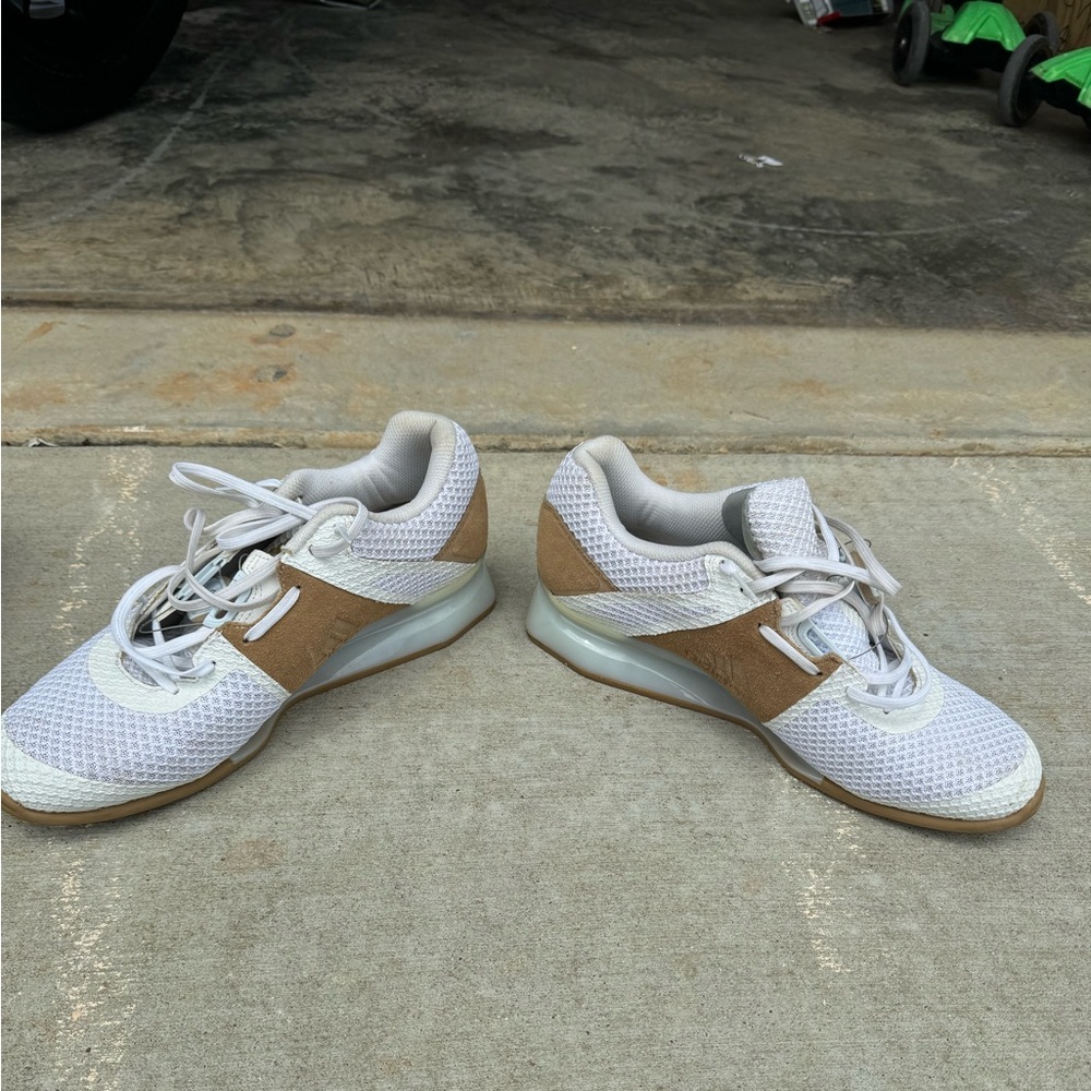 Adidas adipower weightlifting shoes
